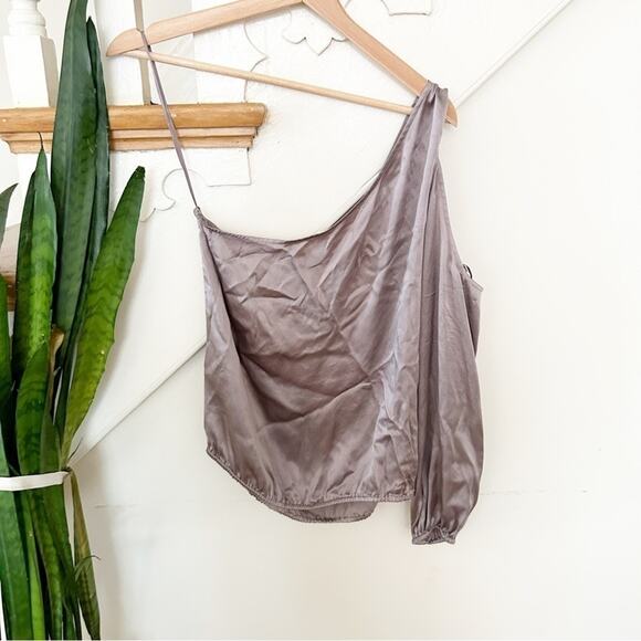 Joie Silver One Shoulder Cinched Hem Cut Out Silk Blouse Abatha Top Size Medium - Picture 5 of 7